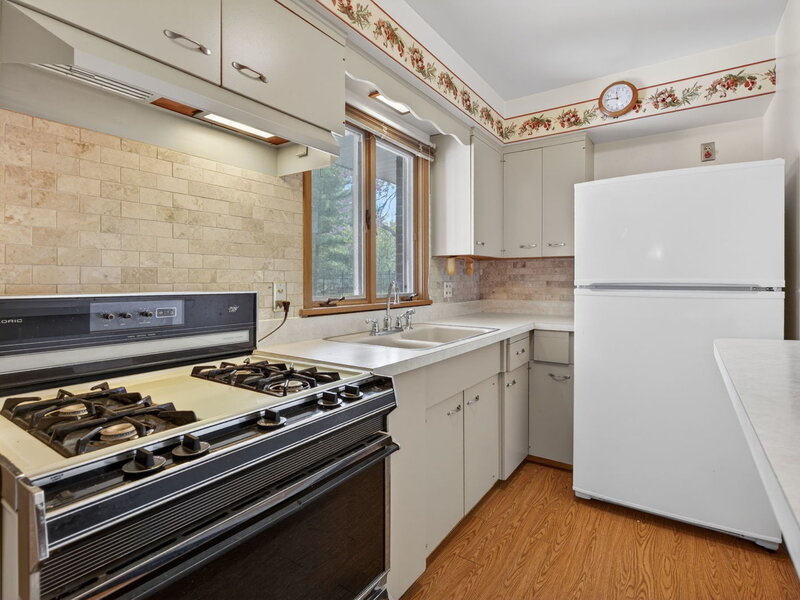 1301 Sherwood Place Joliet IL 60435