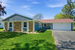 Photo of 20 Emerson Drive Schaumburg IL 60194