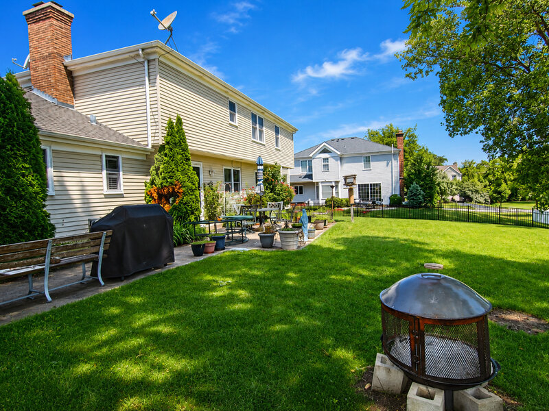 6319 Briar Road Willowbrook IL 60527