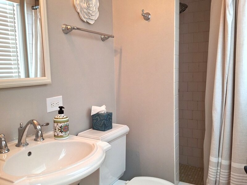 227 Juneway Terrace Lake Bluff IL 60044