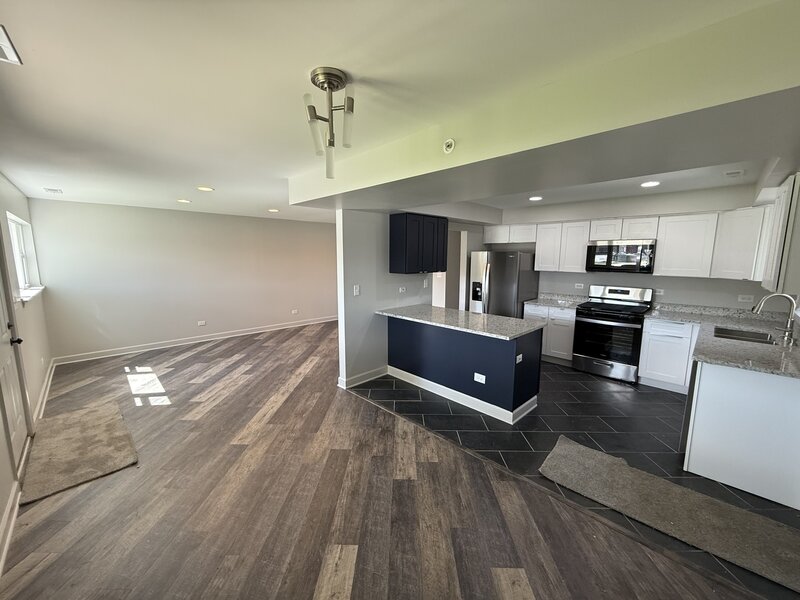406 Sauk Trail Park Forest IL 60466