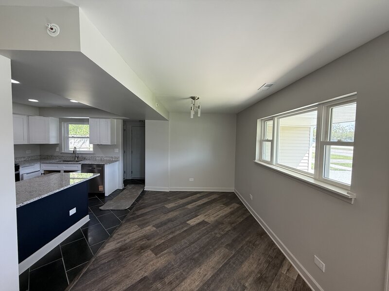 406 Sauk Trail Park Forest IL 60466