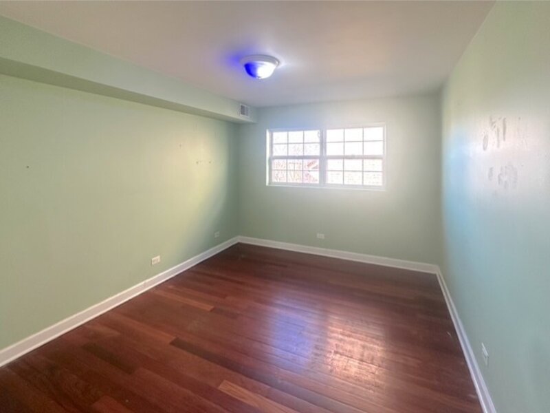 1939 W Pratt Boulevard Chicago IL 60626