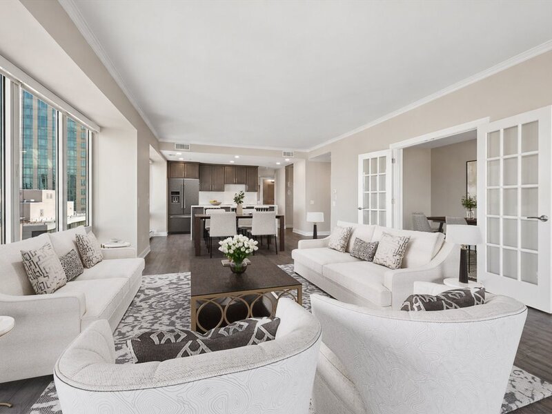 57 E Delaware Place Chicago IL 60611