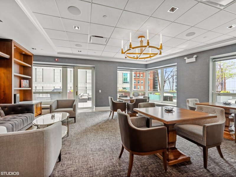 57 E Delaware Place Chicago IL 60611