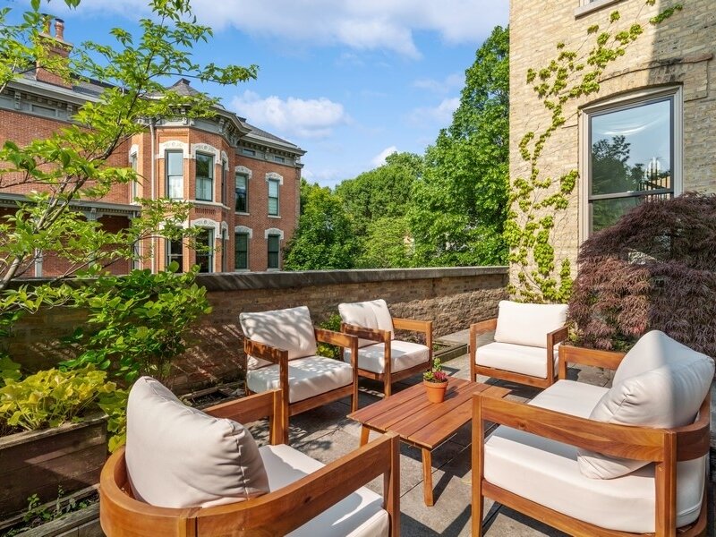 1407 N Hoyne Avenue Chicago IL 60622