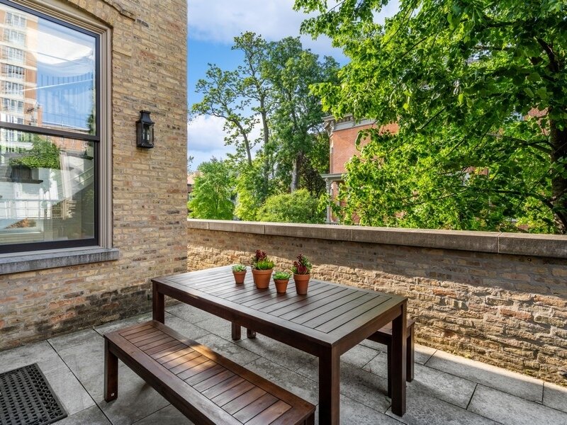 1407 N Hoyne Avenue Chicago IL 60622