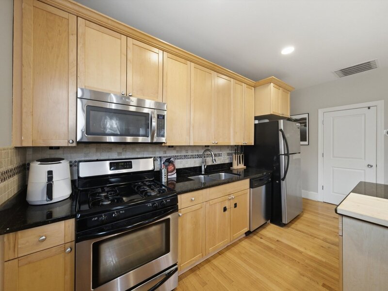 7633 N Greenview Avenue Chicago IL 60626