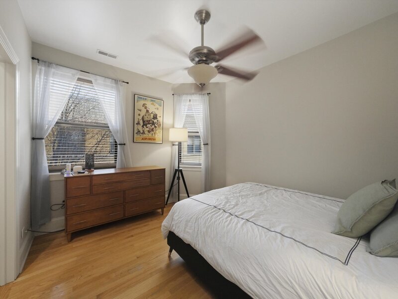 7633 N Greenview Avenue Chicago IL 60626