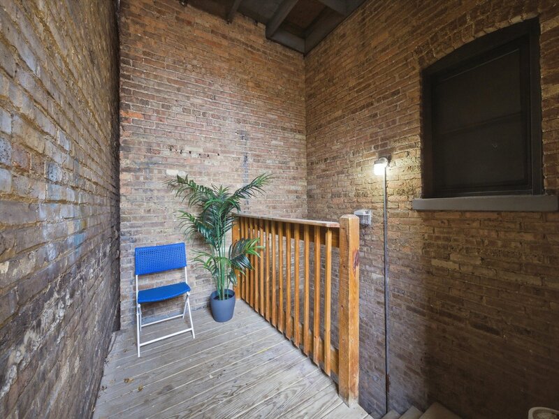 7633 N Greenview Avenue Chicago IL 60626