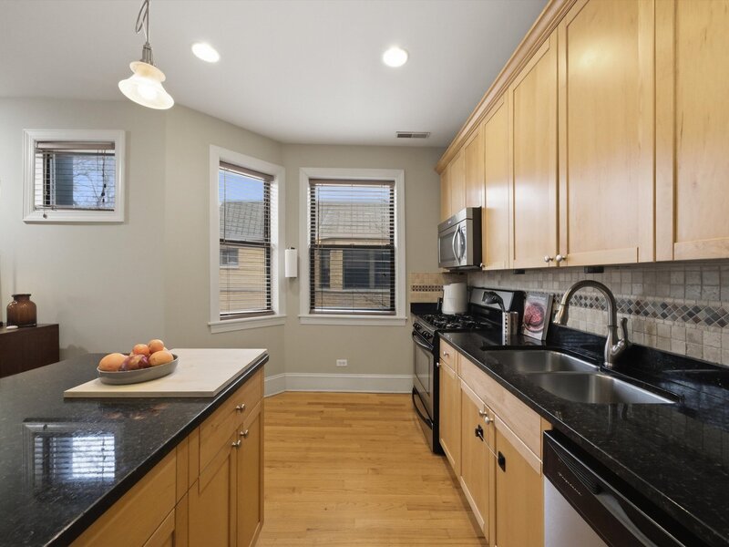 7633 N Greenview Avenue Chicago IL 60626