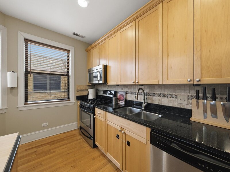 7633 N Greenview Avenue Chicago IL 60626