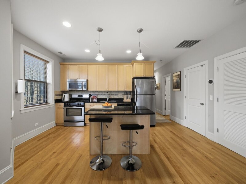 7633 N Greenview Avenue Chicago IL 60626