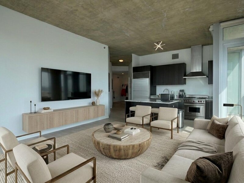 600 N Fairbanks Court Chicago IL 60611