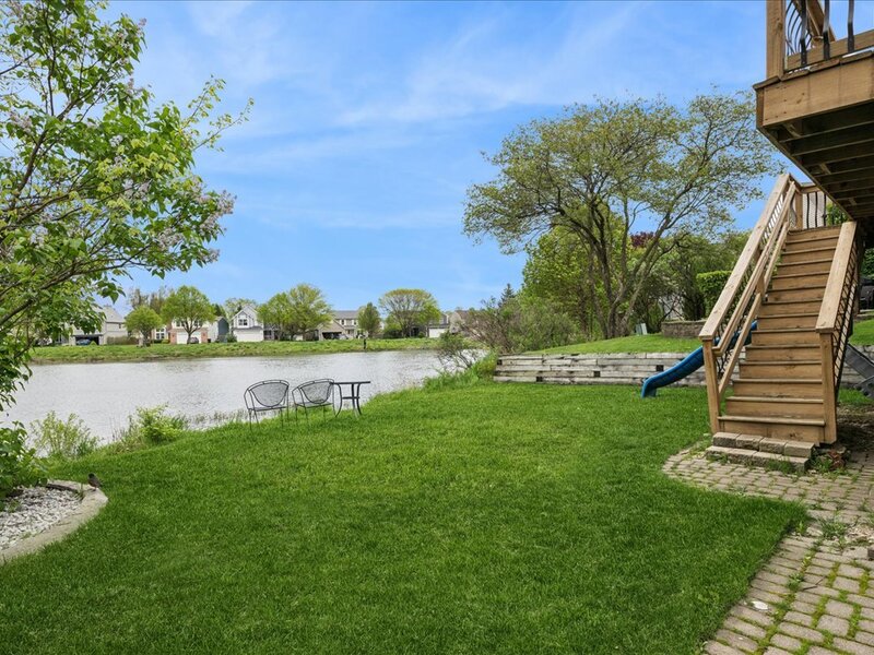 1068 N Camden Lane South Elgin IL 60177