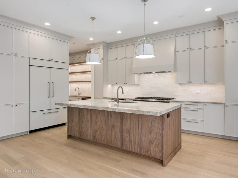 2429 N Rockwell Street Chicago IL 60647