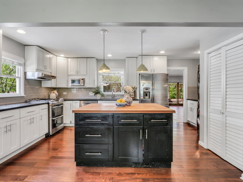 17976 W Big Oaks Road Grayslake IL 60030