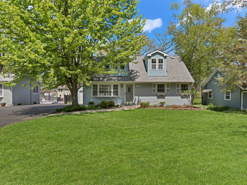 17976 W Big Oaks Road Grayslake IL 60030