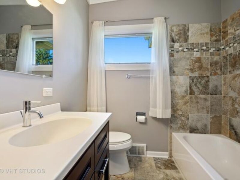 7811 W Winnemac Avenue Norridge IL 60706