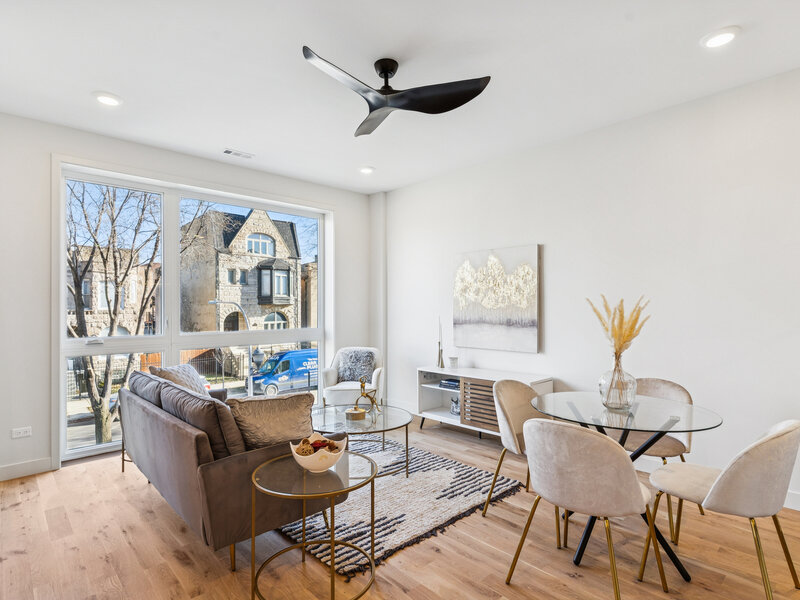 4208 S Calumet Avenue Chicago IL 60653