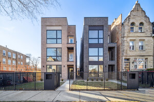 Photo of 4208 S Calumet Avenue Chicago IL 60653 Unit 201