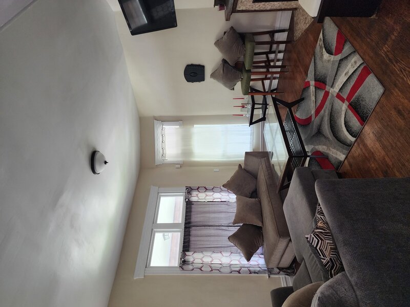 435 W Winneconna Parkway Chicago IL 60620