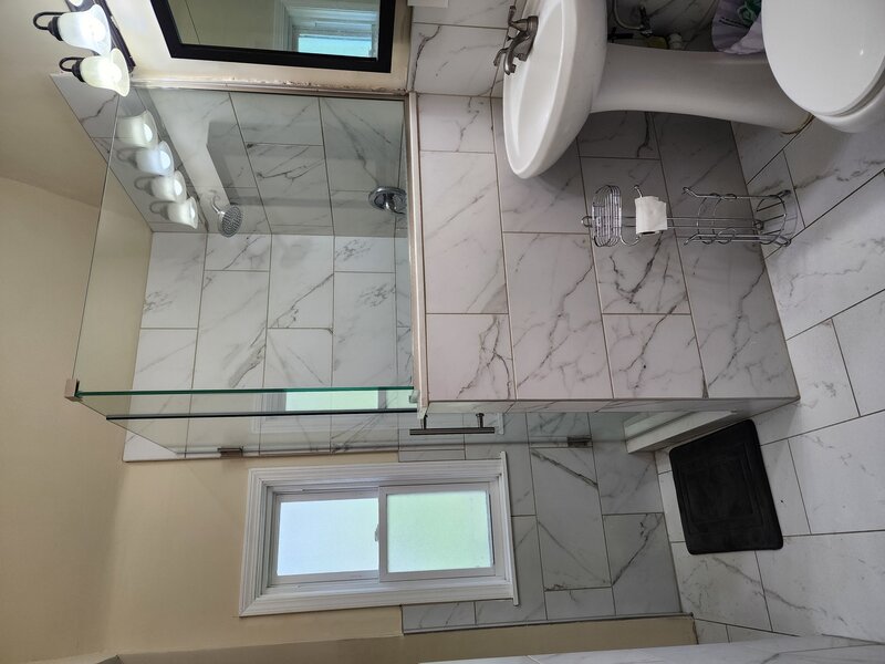 435 W Winneconna Parkway Chicago IL 60620
