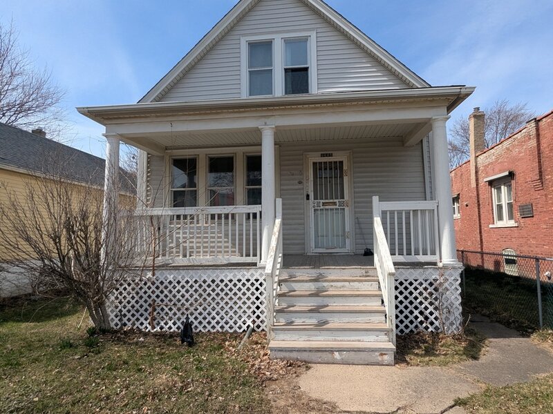 9328 S Kimbark Avenue Chicago IL 60619