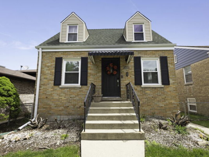 2623 Rhodes Avenue River Grove IL 60171