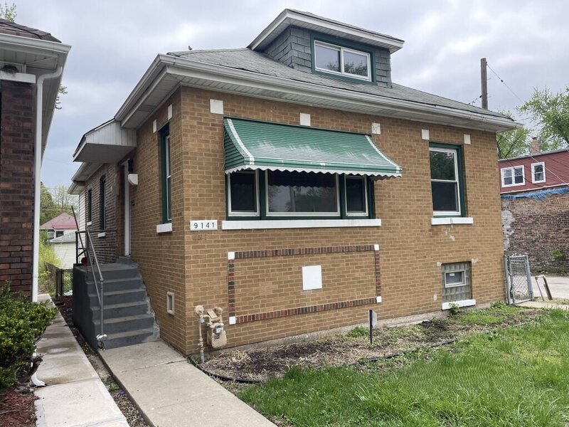 9141 S Colfax Avenue Chicago IL 60617