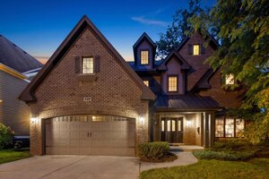 Photo of 639 N Wright Street Naperville IL 60563