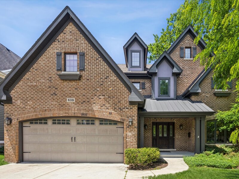 639 N Wright Street Naperville IL 60563