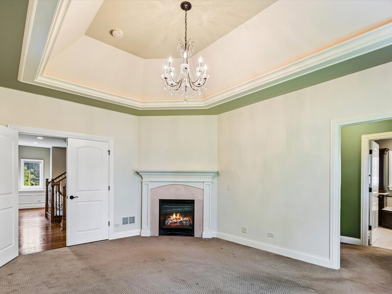 639 N Wright Street Naperville IL 60563