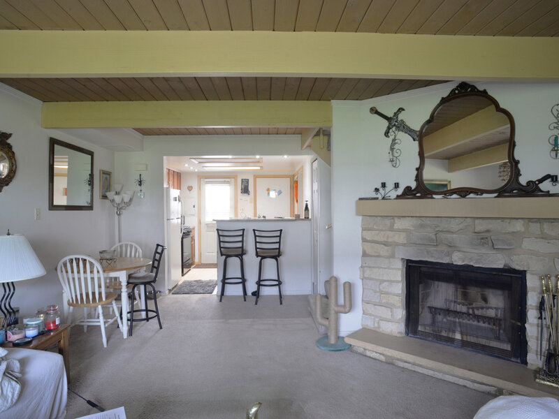 375 Meadow Green Lane Round Lake Beach IL 60073
