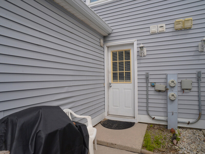 375 Meadow Green Lane Round Lake Beach IL 60073