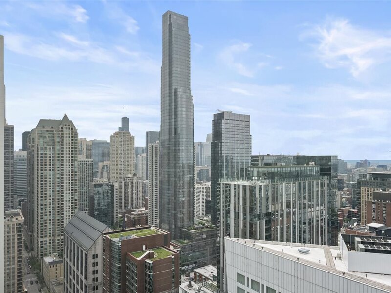 57 E Delaware Place Chicago IL 60611