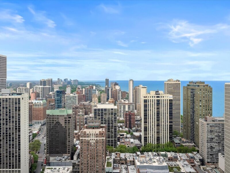 57 E Delaware Place Chicago IL 60611