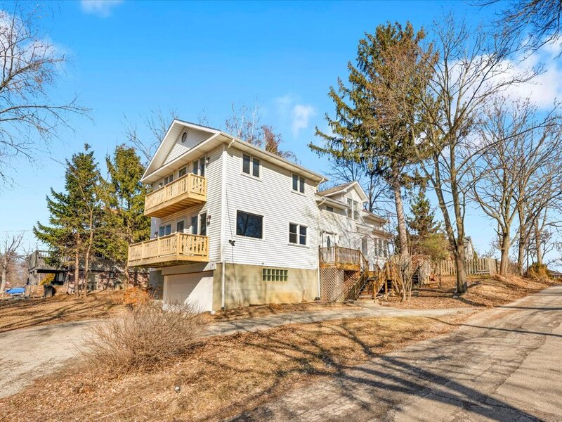 49 N Lake Avenue Fox Lake IL 60020