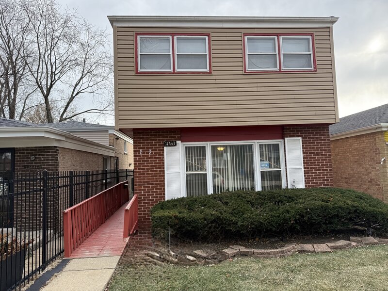 11443 S Hermosa Avenue Chicago IL 60643
