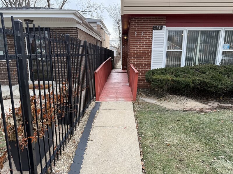 11443 S Hermosa Avenue Chicago IL 60643