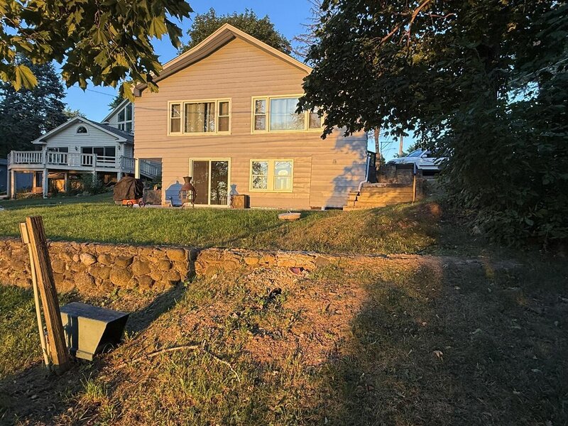 21990 W 6th Street Lake Villa IL 60046