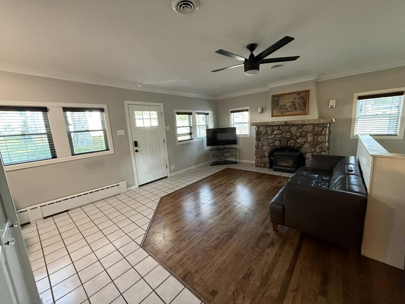 21990 W 6th Street Lake Villa IL 60046