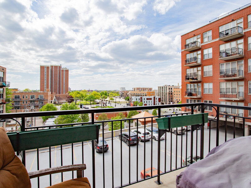 6 S Laflin Street Chicago IL 60607