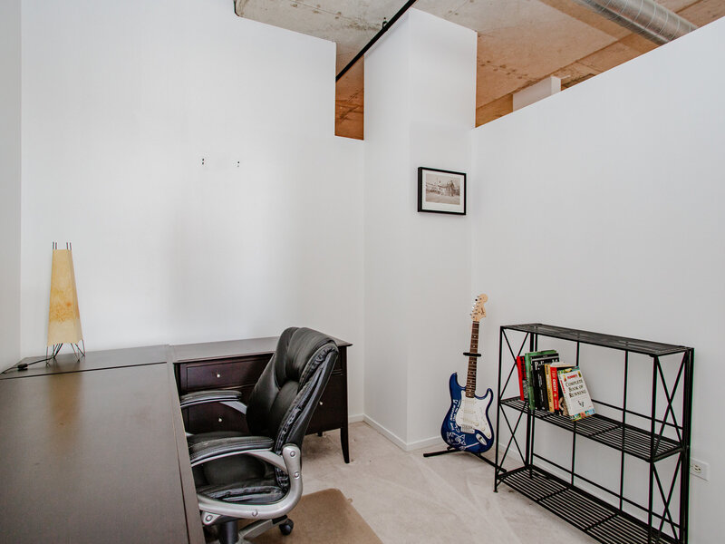 6 S Laflin Street Chicago IL 60607