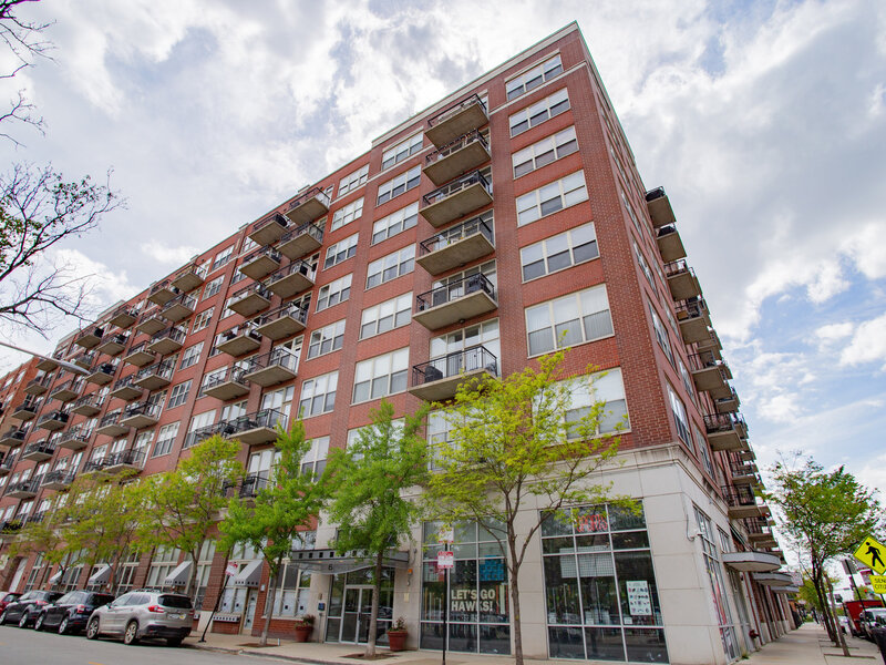 6 S Laflin Street Chicago IL 60607