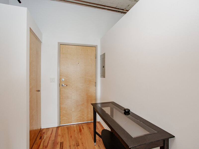6 S Laflin Street Chicago IL 60607