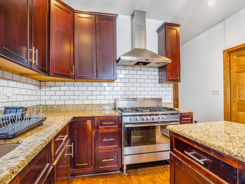 2345 Harvey Avenue Berwyn IL 60402