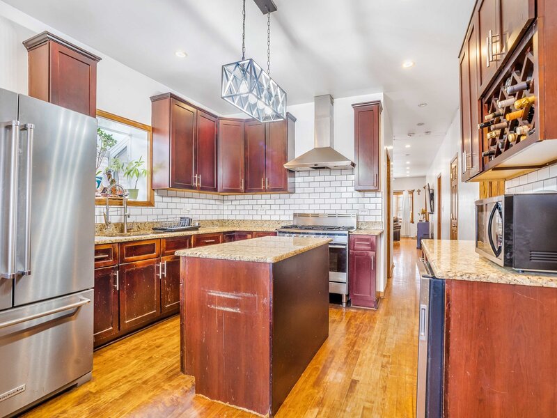 2345 Harvey Avenue Berwyn IL 60402
