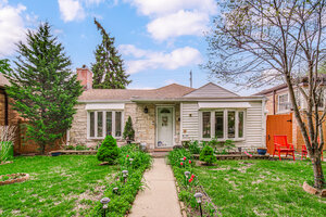 1604 Dobson Street, Evanston