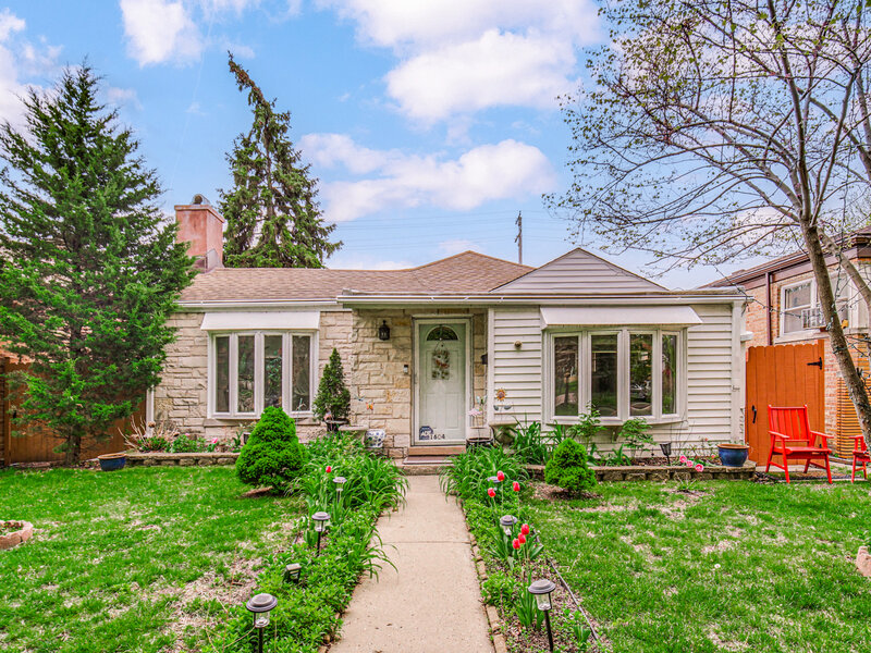 1604 Dobson Street Evanston IL 60202